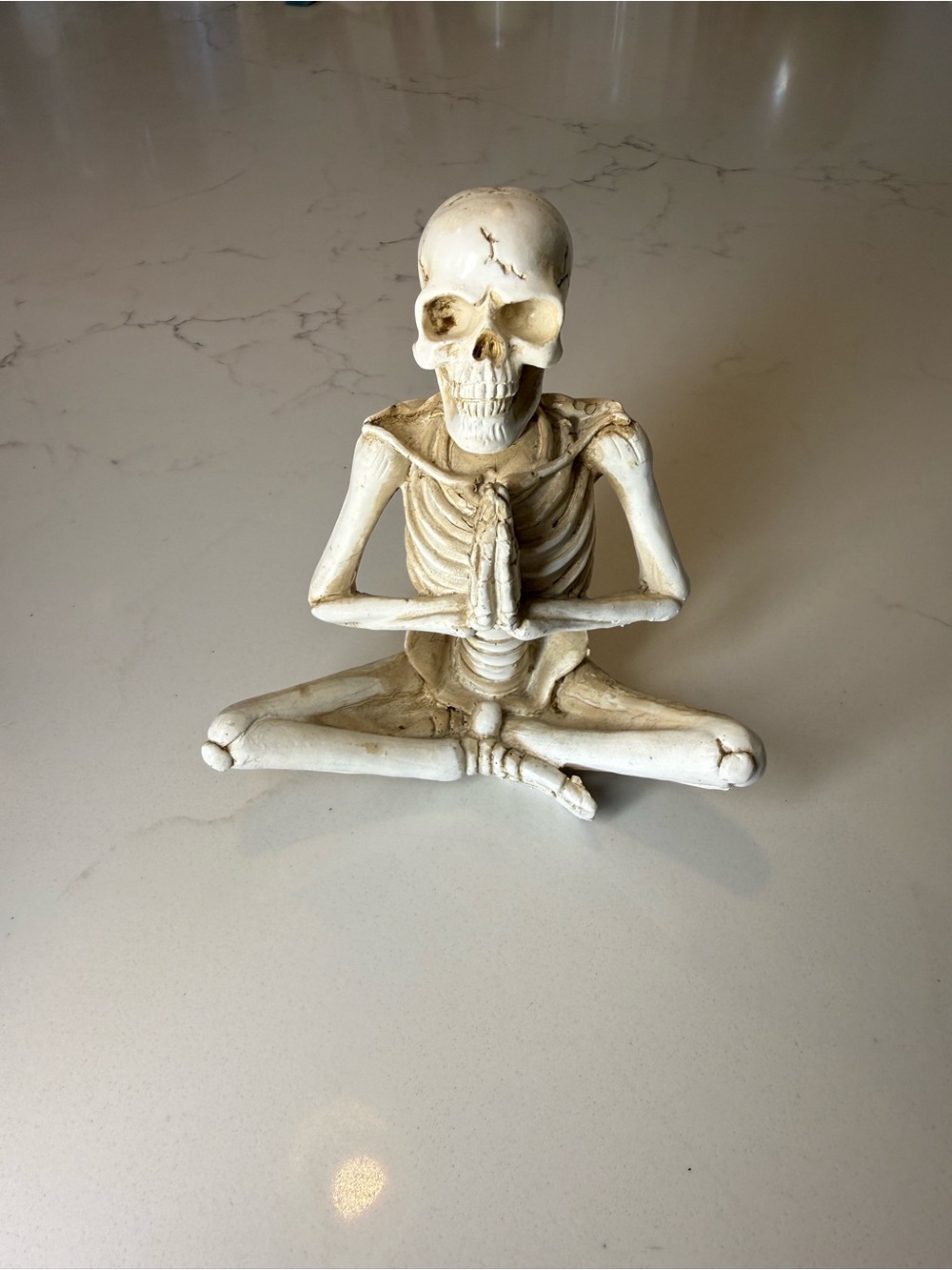Meditating Skeleton Figurine | White/Cream